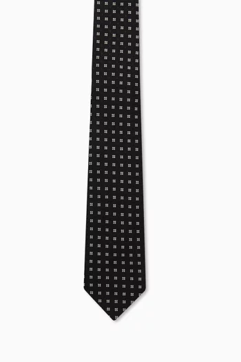 Geometric Tie in Silk