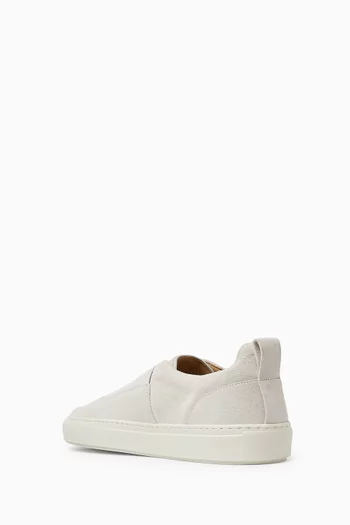 Bare Sneakers in Suede