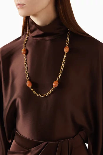 قلادة بسلسلة مزينة بخرز من التسعينيات