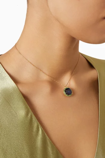 Round Sapphire Pendant Necklace in 18kt Yellow Gold