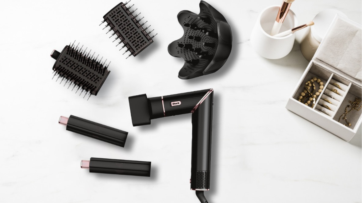 HD440ME (1180 x 660 px) - Deepika Pancholi