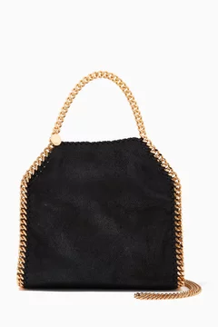 أسود