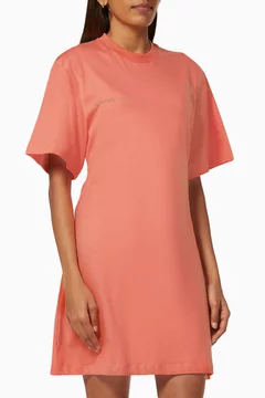 Salmon Pink