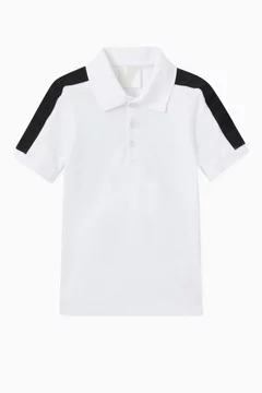 أبيض