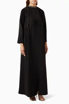 أسود
