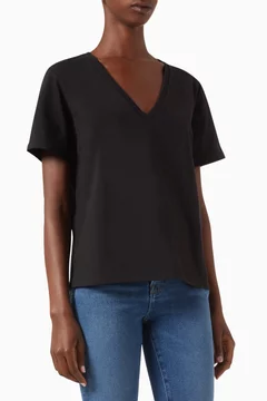 أسود