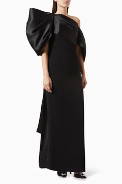 أسود