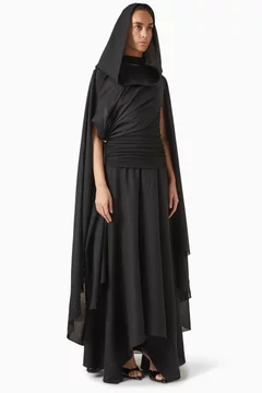 أسود