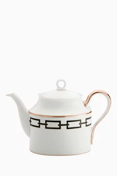 أسود