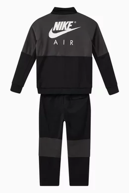 Pastoor Rond en rond Gedragen Buy Nike Air Tracksuit in Recycled Polyester for KIDS | Ounass Saudi Arabia