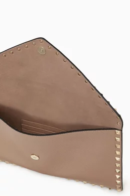 Valentino rockstud envelope best sale bag
