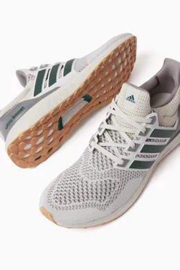 Ultra boost cream 1.0 on feet top