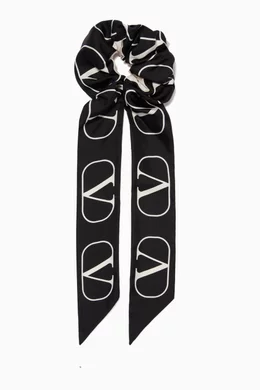 Buy Valentino Garavani Black Valentino Garavani VLOGO  display picture 3