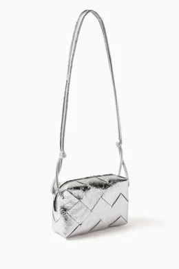 直営店☆BOTTEGA VENETA☆ SMALL CASSETTE カメラバッグ/ SILVER Bottega Veneta: Small Cassette Bag (Silver) | Gagosian Shop