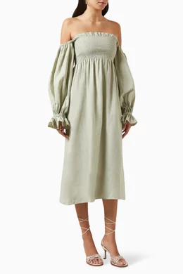 slim fit dress slacks Suzi Maxi Dress With Detachable Feathers in Green