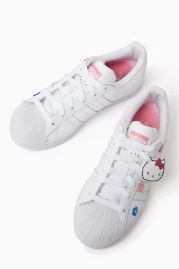 Buy adidas White x Hello Kitty Superstar Sneakers in Faux Leather For Girls  Online | Ounass Saudi