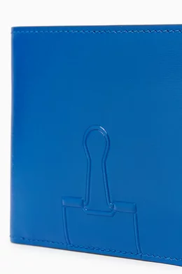 off white binder clip card case OFF-WHITE ZIP TIE metal logo applied on the back and flap with magnetic closure characterized by the contrasting Diag print and the iconic metal Binder Clip with engraved logo OFF-WHITE Binder Clip Bag SS22