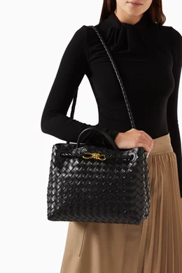 ショルダーバッグ Bottega Veneta Black Leather Medium Andiamo Crossbody Bag ショルダーバッグ BOTTEGA VENETA BLACK LEATHER MEDIUM ANDIAMO