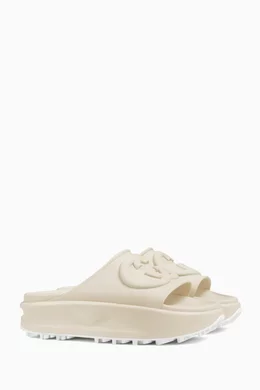 Gucci slides lion deals