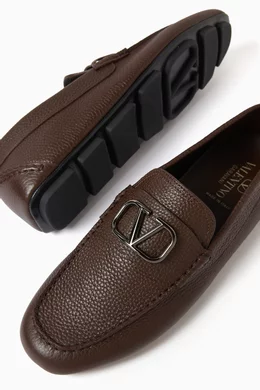 Buy Valentino Garavani Brown Valentino Garavani Driving Shoes in Grainy Calfskin Leather For Men Online Ounass Saudi