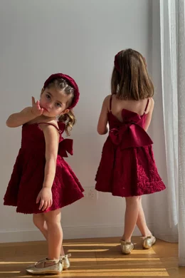 Amelie Reversible Dress kids ＊エル＊elu.＊L Buy Chloé and Amélie Red How Sweet Is It Dress in Lace For Girls