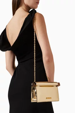 ショルダーバッグ・ポシェット JACQUEMUS LA PETITE ROND CARRE HANDBAG 22903442_52992755_600.jpg