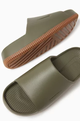 Olive green nike slides shop