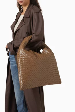 【関税&送料込】Bottega Veneta Brown Leather Hop Shoulder Ba Bottega Veneta Small Hop Shoulder Bag | Saks Fifth Avenue