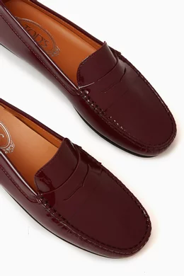 Buy Tod's Burgundy Gommino Loafers in Patent Leather For Women