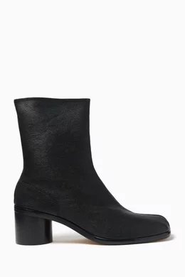 Buy Maison Margiela Black Tabi 60 Ankle Boots in Leather For Men