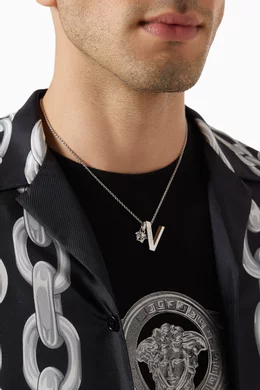 アクセサリー VERSACE V2025 Medusa Chain Necklace Buy Versace Silver V2025 Medusa Chain Necklace in Silver-tone