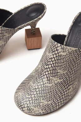 Buy Jacquemus Neutral Les Bisou Mules in Goatskin Leather