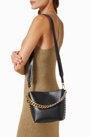 hover state of Frayme Bucket Bag in Smooth Alter Mat