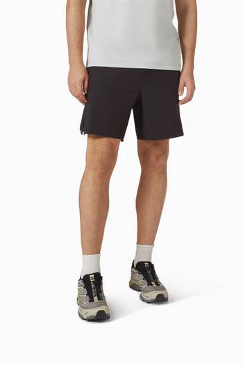 hover state of سنيكرز XT-6 شادو قماش شبكي ومطاط