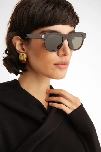 Square Sunglasses in Recycled Acetate
