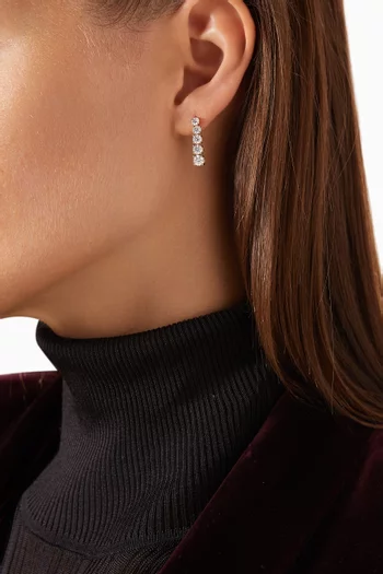 Round-cut Diamond Drop Earrings in 18kt Yellow Gold