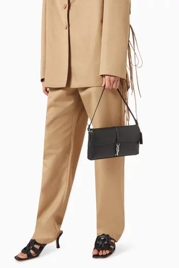 Hamptons Shoulder Bag in Leather