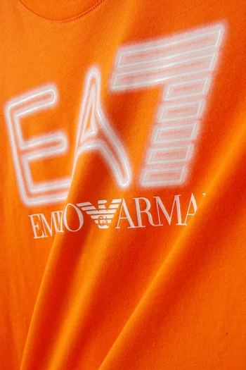 تي شيرت بشعار EA7 بحجم كبير قطن
