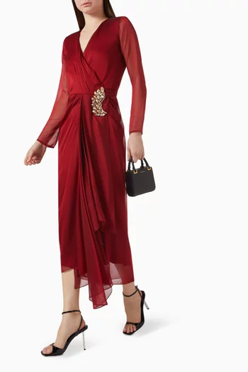 فستان فيفيا بتصميم ملفوف مزين بتطريزات شيفون