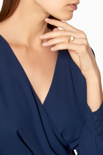 Serpent Bohéme Toi et Moi Mother of Pearl S Motifs Ring in 18kt Yellow Gold          
