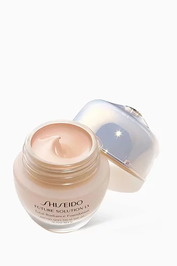 كريم أساس فيوتشر سولوشن إل إكس توتال ريديانس SPF 15 درجة روز 2، 30 ملل