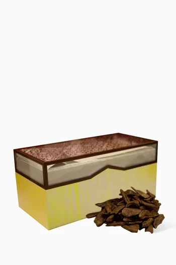 علبة هدايا فاخرة بعود مررقي