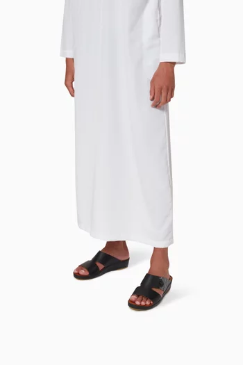 حذاء مفتوح لاترال غرافيتا جلد عجل ناعم بنقشة حروف الماركة