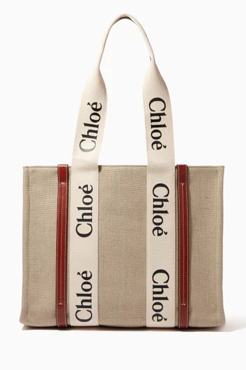 Medium Woody Tote Bag in Canvas