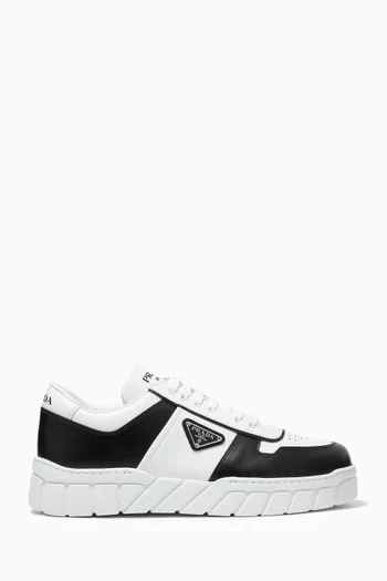 Triangle Logo Sneakers in Leather