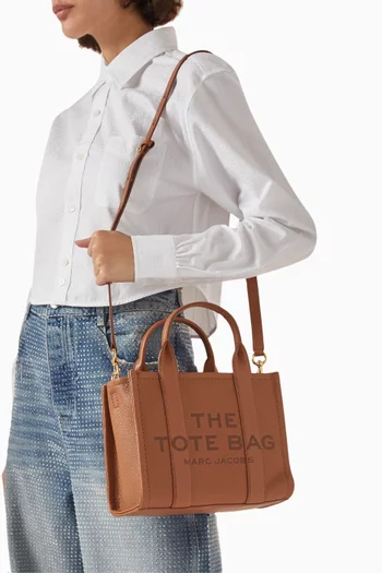 حقيبة يد صغيرة جلد