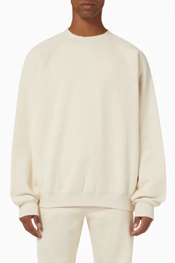 Essentials Sweatshirt in Core Fleece