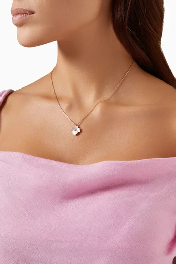 قلادة بريشس بانسي مرصعة بعرق اللؤلؤ معدن مطلٍ