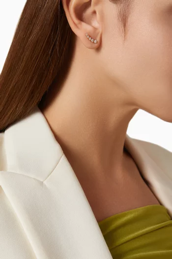 أقراط بتصميم نصف دائري مرصع بالماس ذهب عيار 18