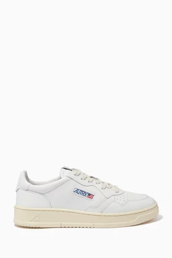 Medalist Low Sneakers in Leather